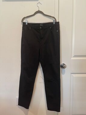 Black Slim Tapered Pants